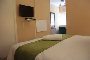 Sunnyridge Lodge - Room