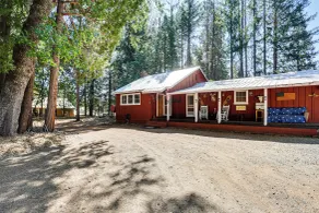 < 2 Mi to Trinity Lake: Norcal Getaway w/ BBQ - Interior