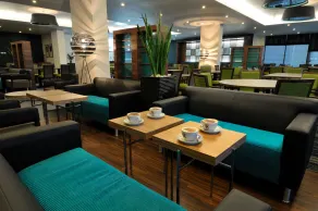 Holiday Inn Express London Heathrow T5 by IHG - Restaurant