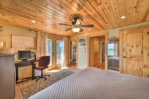 Blue Ridge Parkway House w/ Mountain Scenery! - Innenbereich