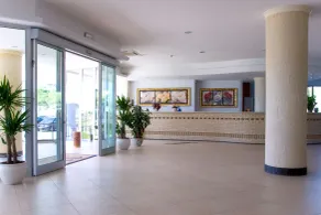 Hotel Roses - Reception