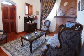 Argentikon Luxury Suites - Værelse