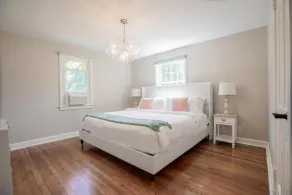 Family Cottage with 4 King Beds  - Zimmer