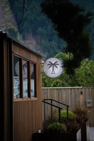 Ramada by Wyndham Queenstown Central - Restaurant