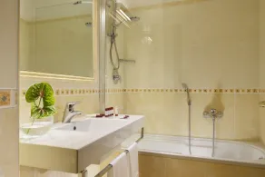 Hotel Principessa Isabella - Bathroom
