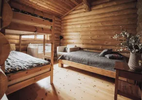 Fjordhygge - Authentic wood log cabin summerhouse near water, fjord and forest - Habitación