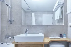 Towerhill Hotel - Baño