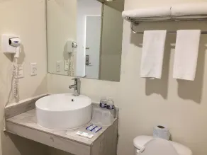 Capital Hotel - Badezimmer