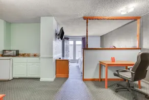 OYO Townhouse Tulsa Woodland Hills - Værelse
