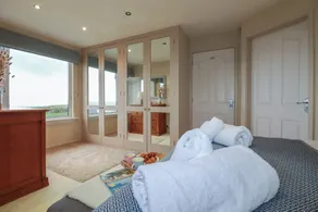 Coastman's Nest - Rom