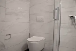 Apartamento con barbacoa y terraza | Vistas a la ciudad - Baño