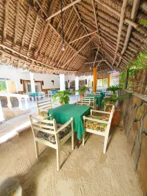 Diani Cottages - Restaurant