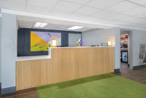 CLT Airport Inn & Suites - Reception