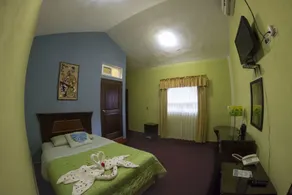 Hotel La Ribiera del Lago Peten Itza - Room