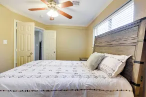 Cozy Texas City Guest House - 5 Mi to Beach! - Rum