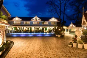 MAYFAIR Himalayan Spa Resort - Pool