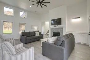 Bright Cotter Vacation Rental w/ White River Views - Innenbereich