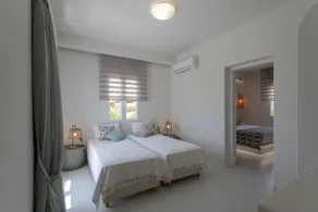 Aeolos Villas Sustainable living - Room