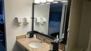 La Quinta Inn and Suites by Wyndham Cincinnati North - Salle de bain