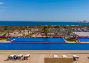 Vistas 2 - Pool