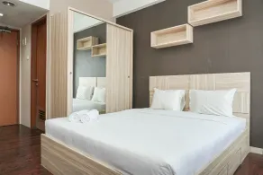Simply Studio Room Apartment Margonda Residences 5 By Travelio - Zimmer