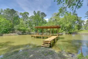 Deck & Dock Access! Sunlit Lake Livingston Escape - Interiör