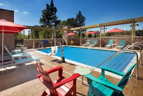 Tru by Hilton Murfreesboro - Piscine