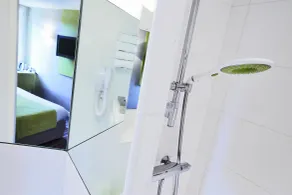 Hôtel Kyriad Lyon Est - Saint Bonnet de Mure - Salle de bain