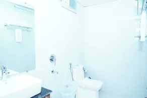 ExpoMart Inn - Bathroom