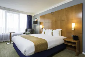 Holiday Inn Milton Keynes Central by IHG - Room