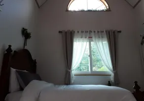 Ravine House - Camera