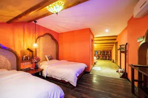 Zhangjiajie Highlights Guesthouse - Room