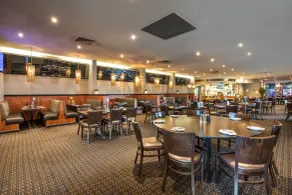 Nightcap at Sandbelt Hotel - Restaurant
