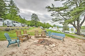 Newfound Lake Studio: BBQ, Fire Pit & Beach Access - Interiør