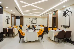 Al Malqa Elite Hotel - Restaurant