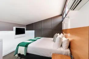 The Henry Jones Art Hotel - Room