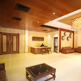 Regency Square Hotel - Reception
