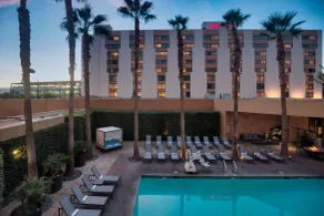 Los Angeles Marriott Burbank Airport - Piscine