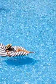 Coral Sea Resort - Pool
