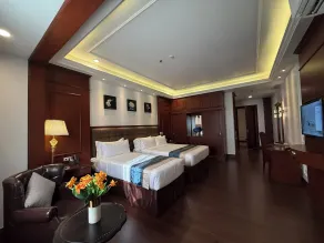Madison Crown Hotel - Room