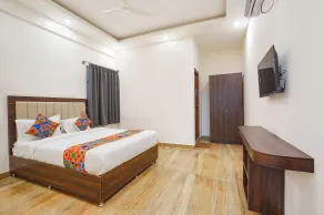 FabHotel Airport Stay Inn - Near Kempegowda Airport - Room