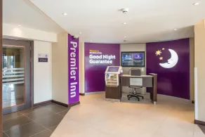 Premier Inn Haverfordwest - North/A40 - Resepsjon