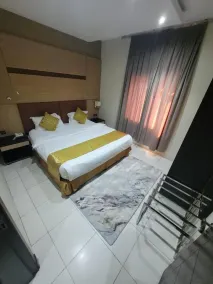 Al Fursan United Serviced Apartments - Rum