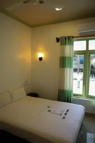 Shifa Lodge Maldives - Zimmer