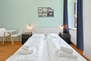 Apartamento vacacional | Cerca Naschmarkt - Habitación