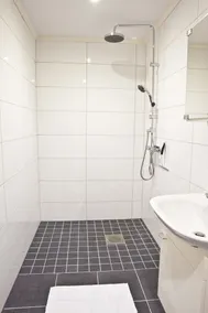Pinetree Lodge - Baño