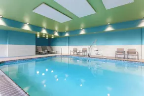 Holiday Inn Express & Suites Chicago O'Hare Airport by IHG - Piscine