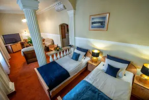 Hotel Royal - Room