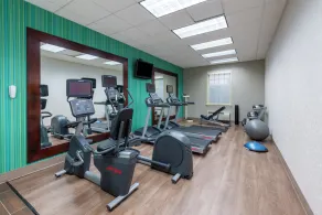 Holiday Inn Express State College at Williamsburg Square by IHG - Treningsfasiliteter