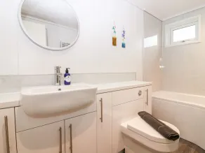 Eden Fields Lodge - Badezimmer